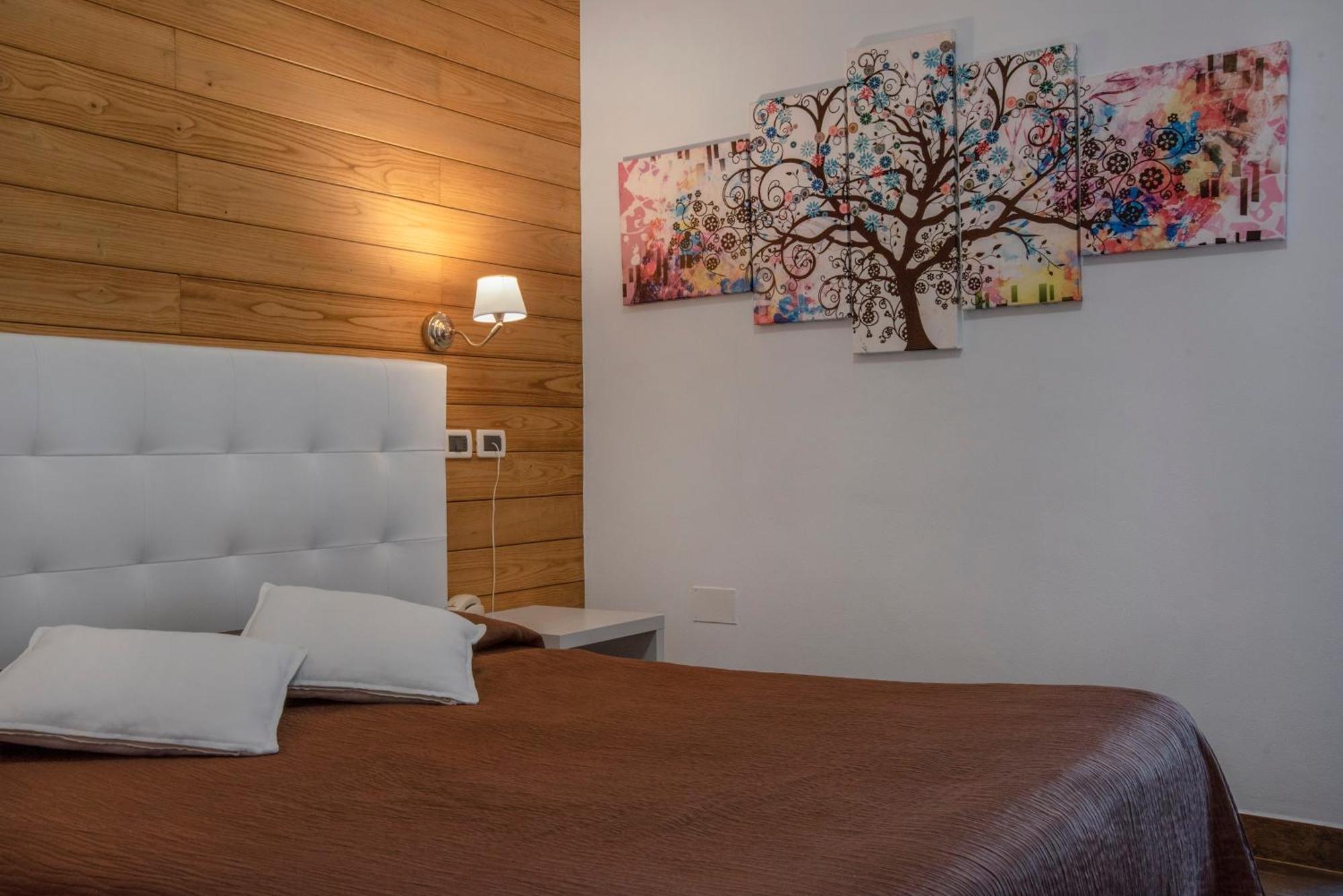 Piccolo Hotel Aurora Abbadia San Salvator Dış mekan fotoğraf